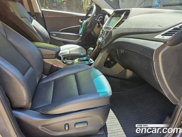 Hyundai Santa Fe 2016 2.0 автомат (гидро), миниатюра 10
