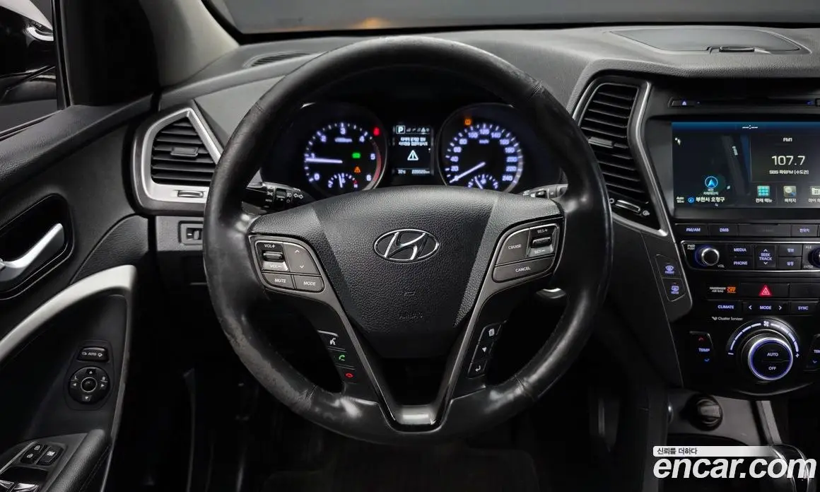 Hyundai Santa Fe 2016 2.0 автомат (гидро), фото 14