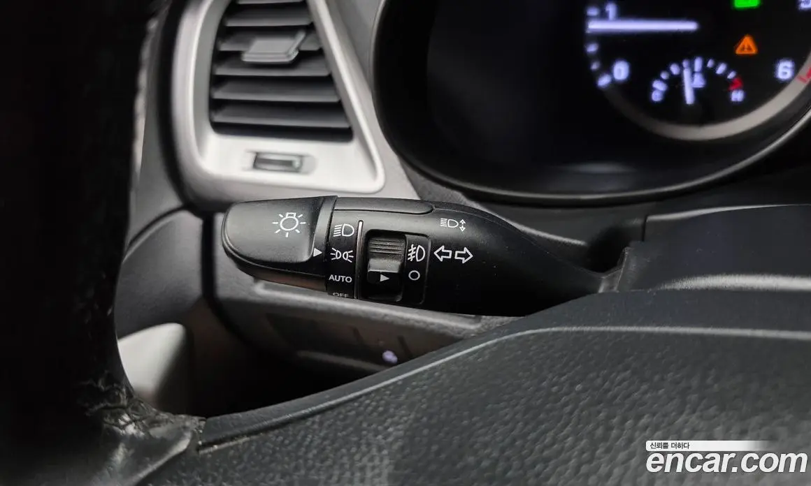 Hyundai Santa Fe 2016 2.0 автомат (гидро), фото 16