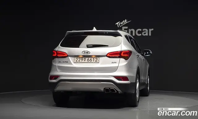 Hyundai Santa Fe 2017 2.0 автомат (гидро), миниатюра 4 Hyundai Santa Fe 2017 2.0 автомат (гидро), миниатюра 4