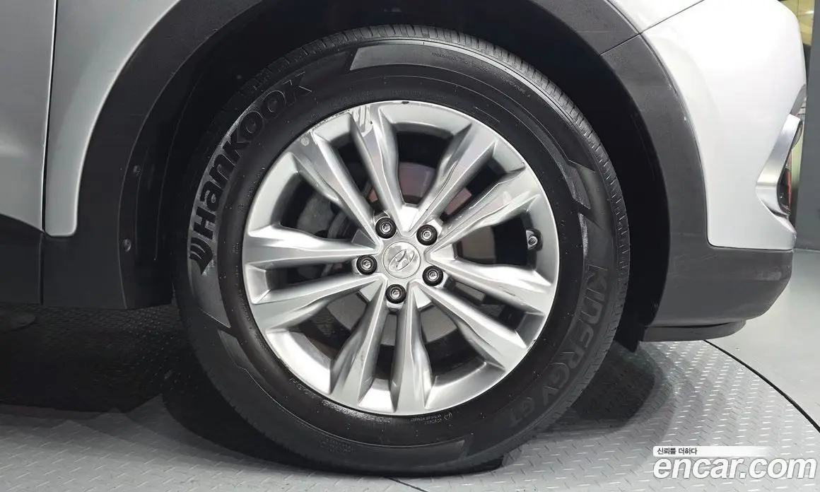 Hyundai Santa Fe 2017 2.0 автомат (гидро), фото 7 Hyundai Santa Fe 2017 2.0 автомат (гидро), фото 7