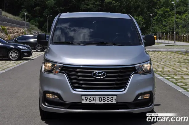Hyundai Starex, 2019, 251 000 км