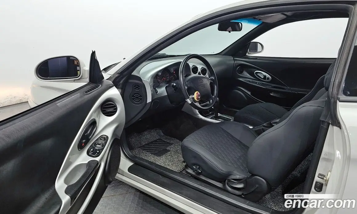 Hyundai Tiburon 1997 2.0 автомат (гидро), фото 11