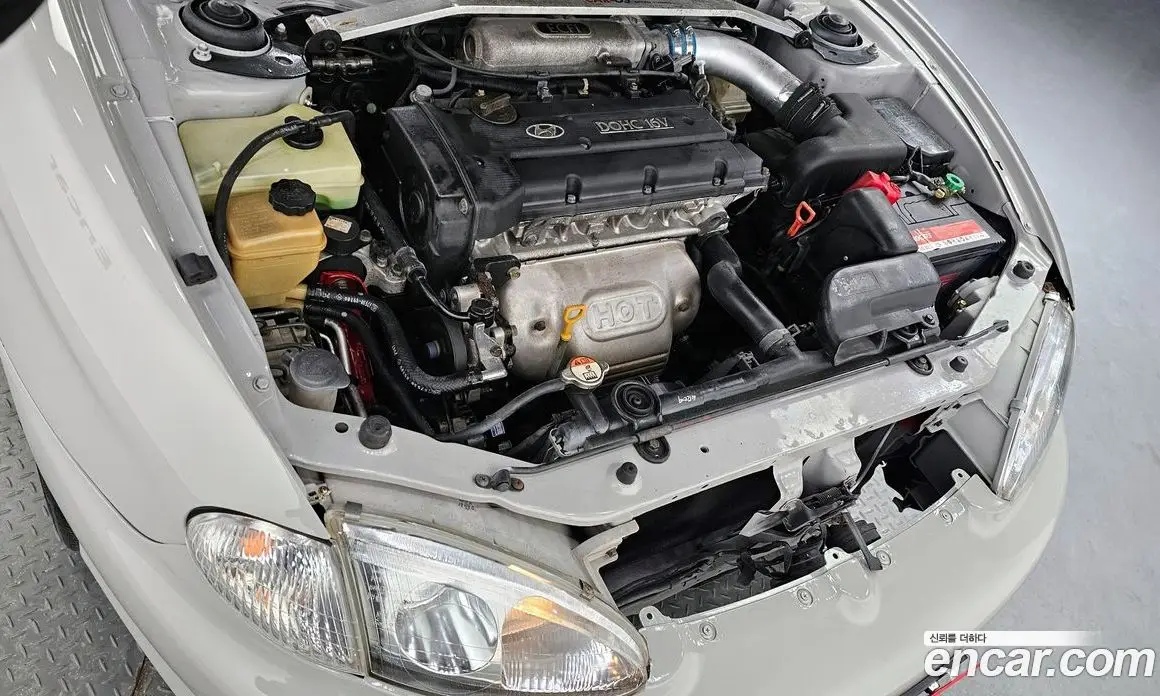 Hyundai Tiburon 1997 2.0 автомат (гидро), фото 6