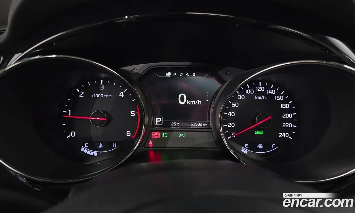 Kia Carnival 2016 2.2 автомат (гидро), фото 11