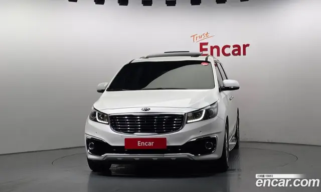Kia Carnival 2016 2.2 автомат (гидро), миниатюра 3