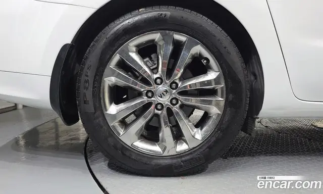 Kia Carnival 2017 2.2 автомат (гидро), миниатюра 5 Kia Carnival 2017 2.2 автомат (гидро), миниатюра 5