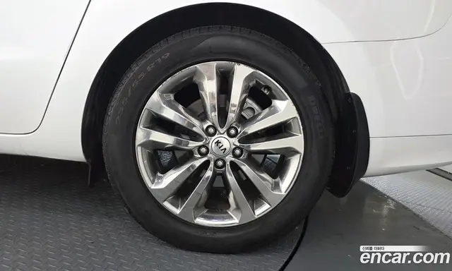 Kia Carnival 2017 2.2 автомат (гидро), миниатюра 7 Kia Carnival 2017 2.2 автомат (гидро), миниатюра 7
