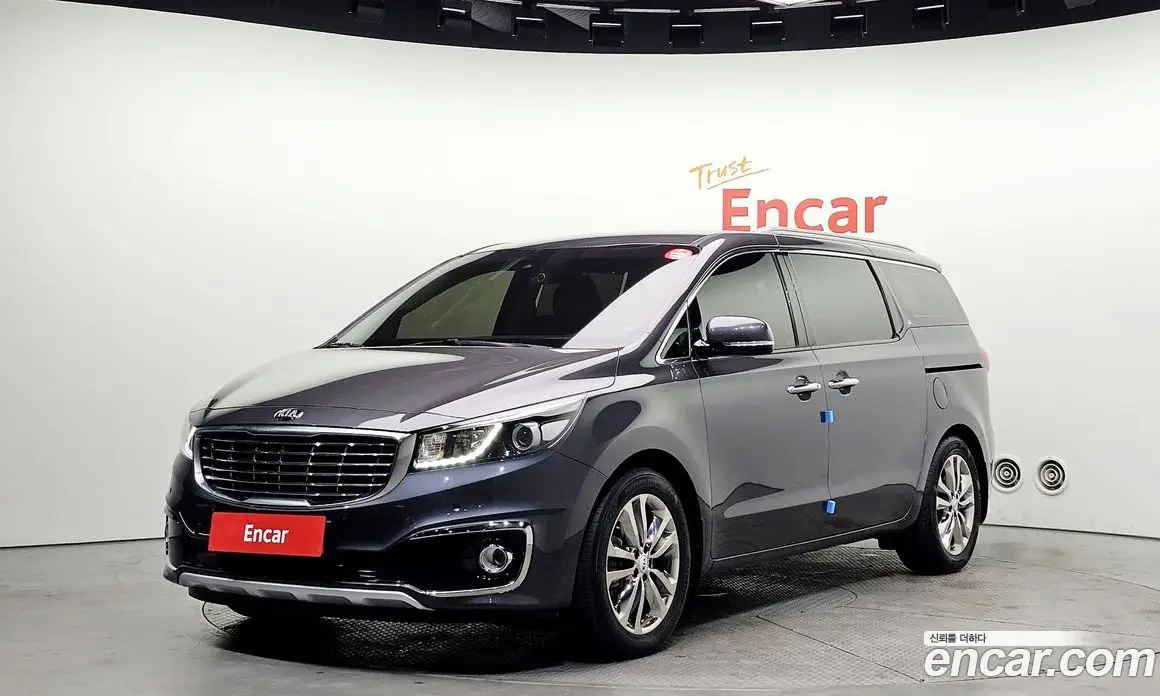 Kia Carnival 2017 2.2 автомат (гидро), фото 1 Kia Carnival 2017 2.2 автомат (гидро), фото 1