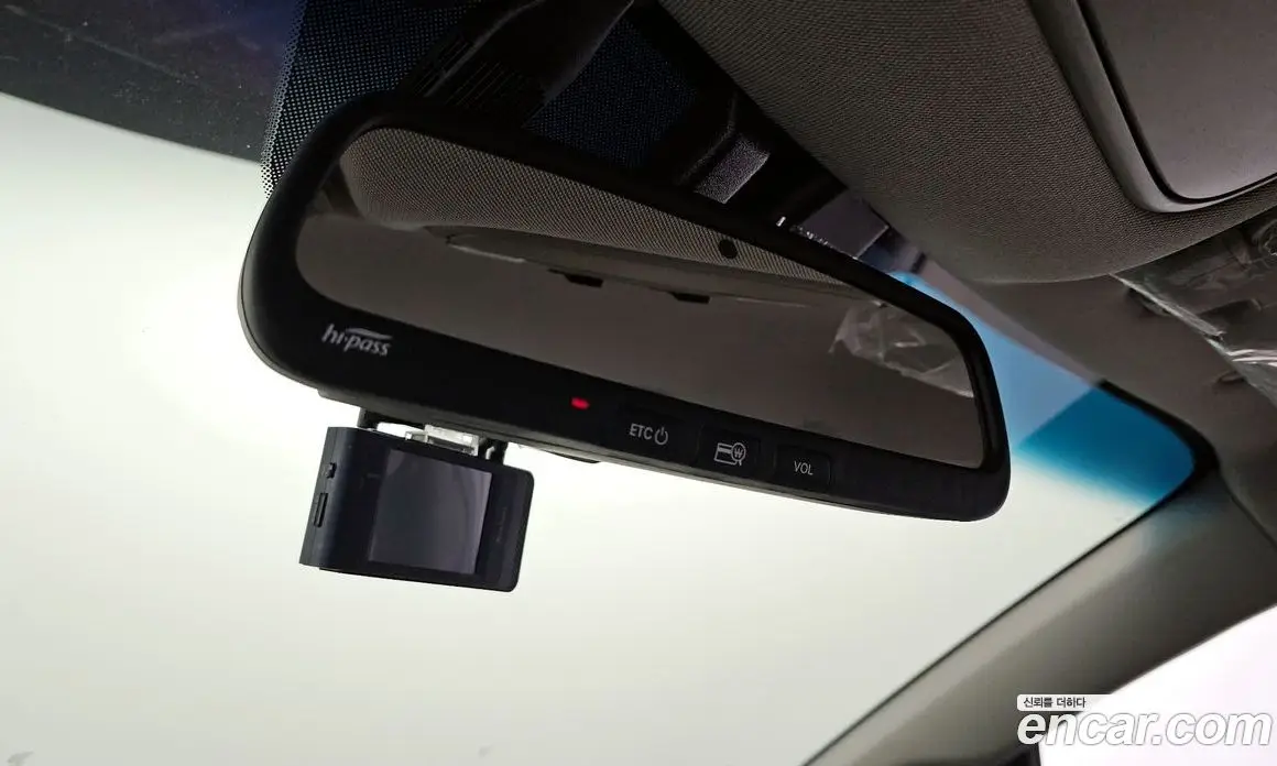 Kia Carnival 2017 2.2 автомат (гидро), фото 18 Kia Carnival 2017 2.2 автомат (гидро), фото 18