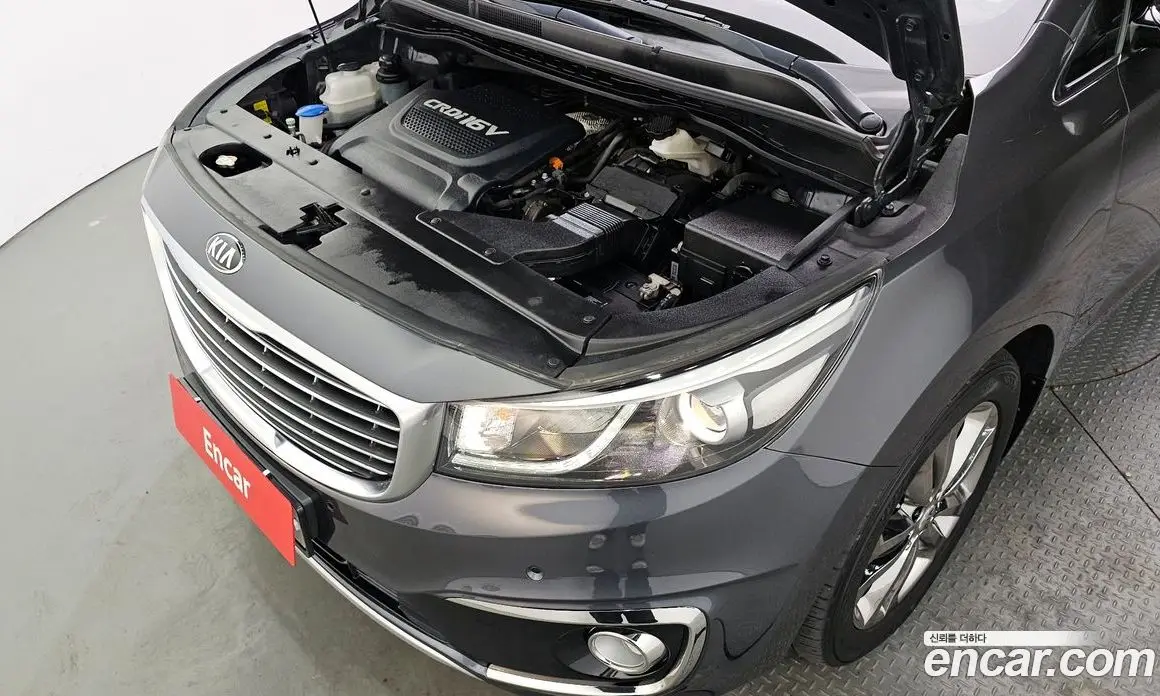 Kia Carnival 2017 2.2 автомат (гидро), фото 6 Kia Carnival 2017 2.2 автомат (гидро), фото 6