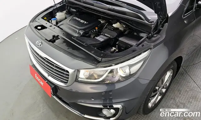 Kia Carnival 2017 2.2 автомат (гидро), миниатюра 6 Kia Carnival 2017 2.2 автомат (гидро), миниатюра 6