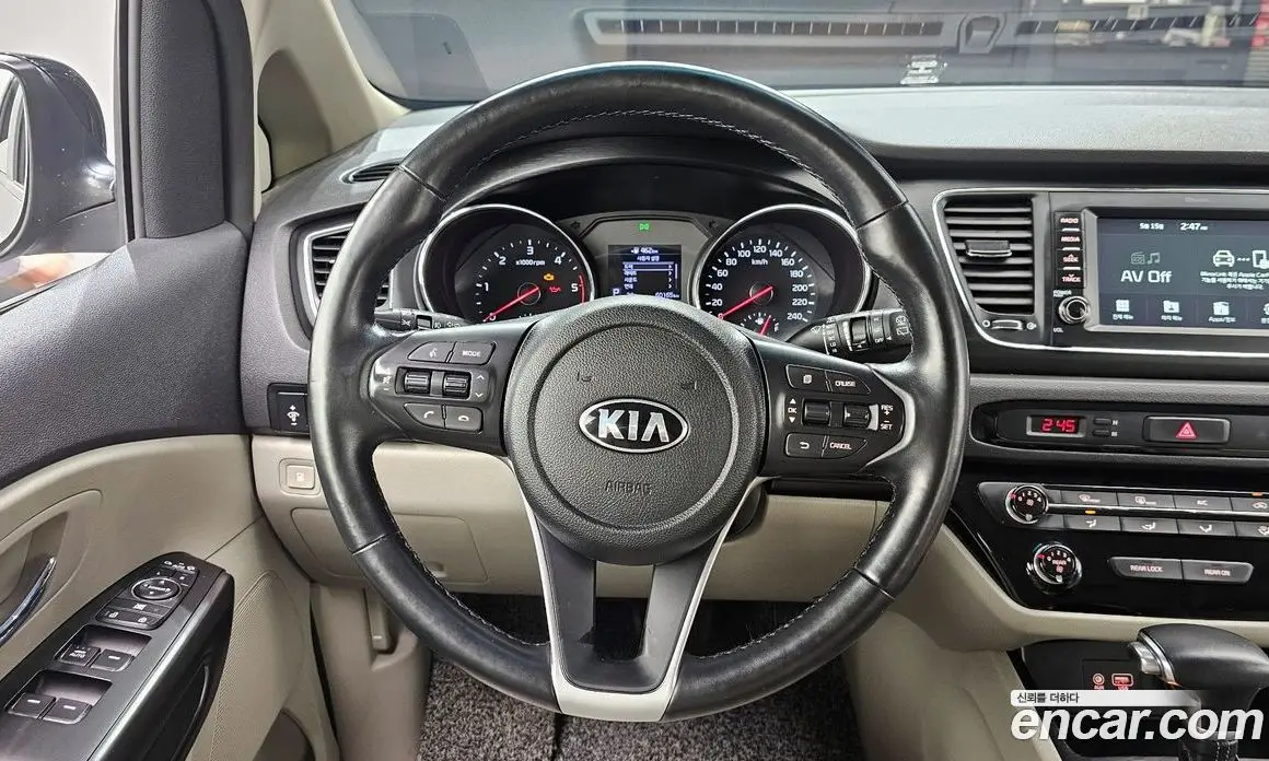 Kia Carnival 2018 2.2 автомат (гидро), фото 19