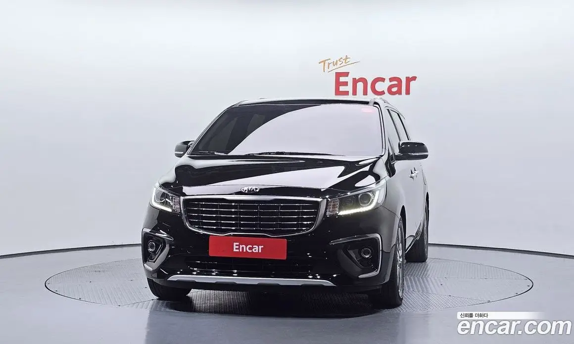 Kia Carnival 2018 2.2 автомат (гидро), фото 3