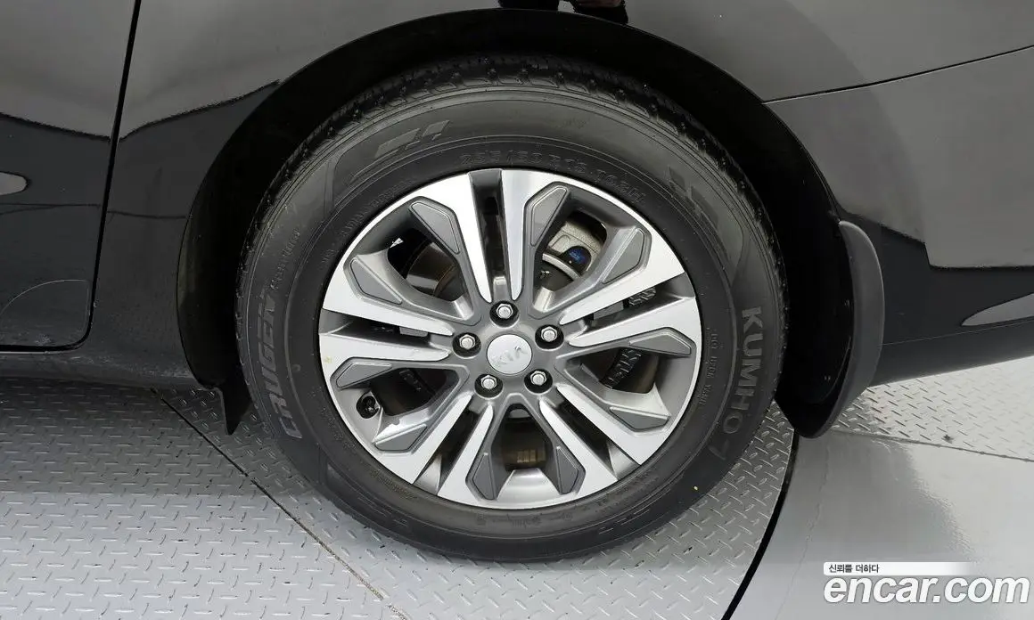 Kia Carnival 2018 2.2 автомат (гидро), фото 7