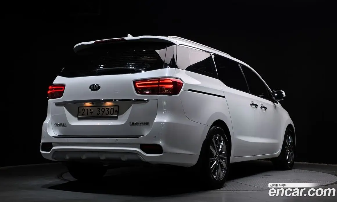 Kia Carnival 2018 2.2 автомат (гидро), фото 2 Kia Carnival 2018 2.2 автомат (гидро), фото 2