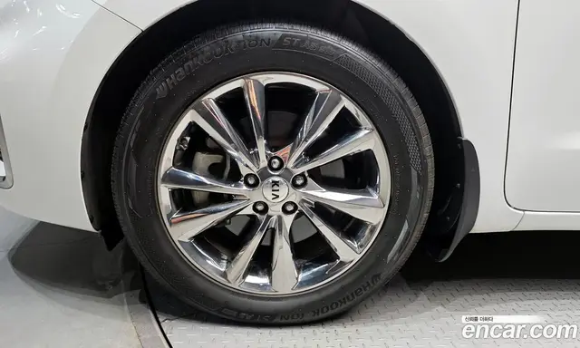 Kia Carnival 2018 2.2 автомат (гидро), миниатюра 5 Kia Carnival 2018 2.2 автомат (гидро), миниатюра 5