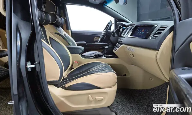 Kia Carnival 2018 3.3 автомат (гидро), миниатюра 11 Kia Carnival 2018 3.3 автомат (гидро), миниатюра 11