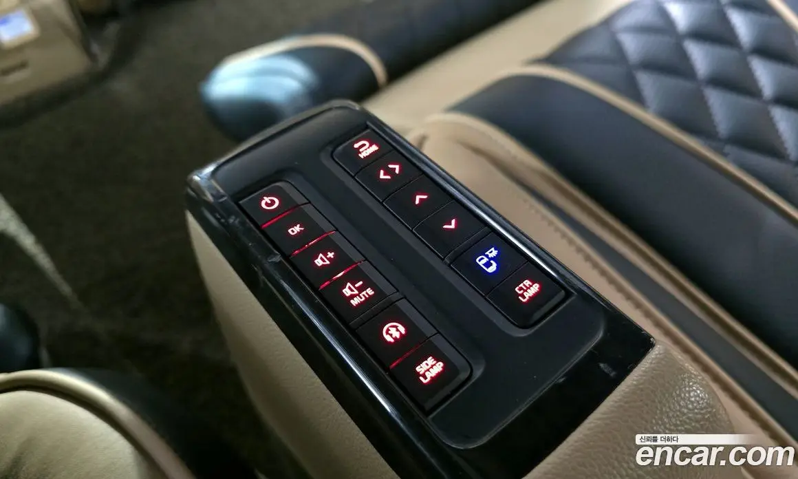Kia Carnival 2018 3.3 автомат (гидро), фото 17 Kia Carnival 2018 3.3 автомат (гидро), фото 17