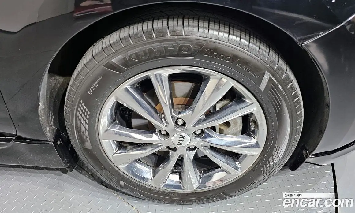 Kia Carnival 2018 3.3 автомат (гидро), фото 5 Kia Carnival 2018 3.3 автомат (гидро), фото 5