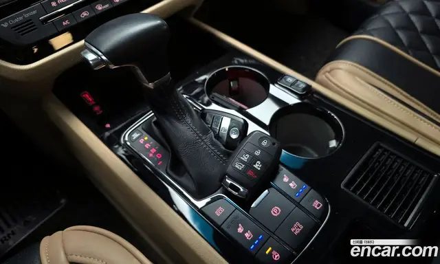 Kia Carnival 2018 3.3 автомат (гидро), миниатюра 9 Kia Carnival 2018 3.3 автомат (гидро), миниатюра 9