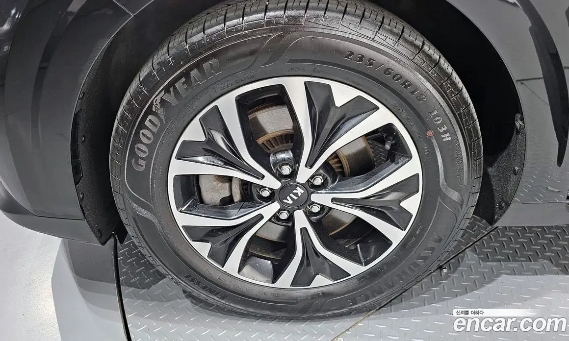 Kia Carnival 2020 2.2 автомат (гидро), фото 5