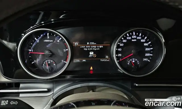 Kia Carnival 2020 2.2 автомат (гидро), миниатюра 8