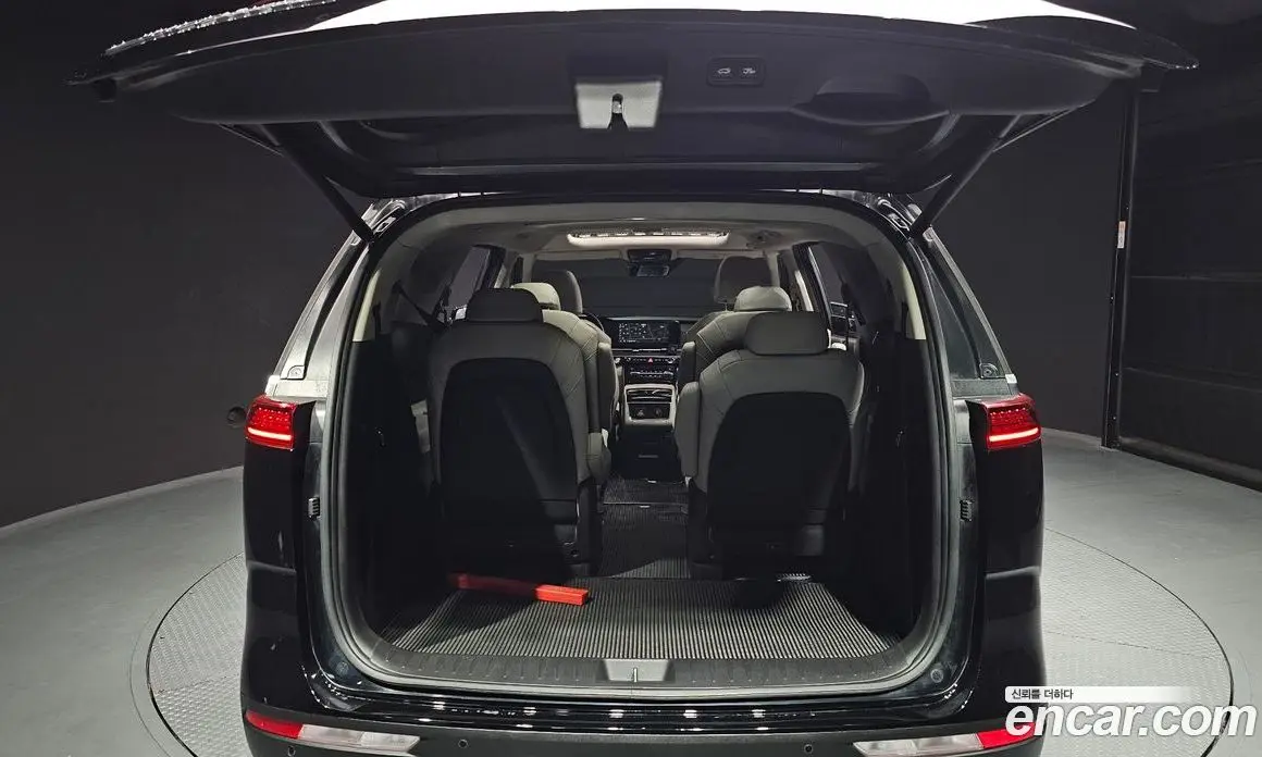 Kia Carnival 2020 2.2 автомат (гидро), фото 20 Kia Carnival 2020 2.2 автомат (гидро), фото 20