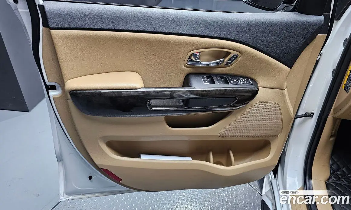 Kia Carnival 2020 2.2 автомат (гидро), фото 14