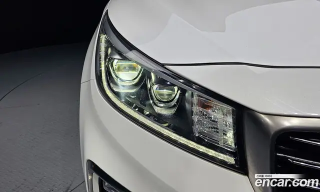 Kia Carnival 2020 2.2 автомат (гидро), миниатюра 8