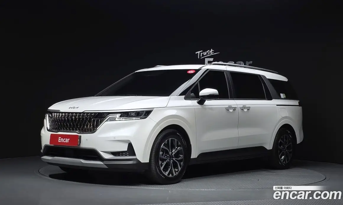 Kia Carnival 2021 2.2 автомат (гидро), фото 1 Kia Carnival 2021 2.2 автомат (гидро), фото 1