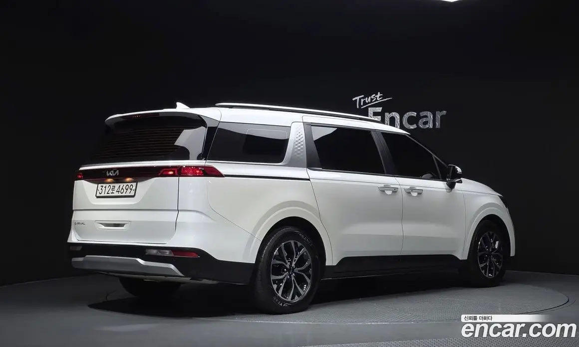 Kia Carnival 2021 2.2 автомат (гидро), фото 2 Kia Carnival 2021 2.2 автомат (гидро), фото 2