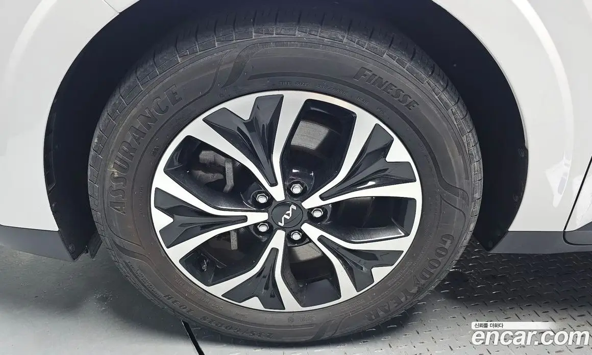 Kia Carnival 2021 2.2 автомат (гидро), фото 5