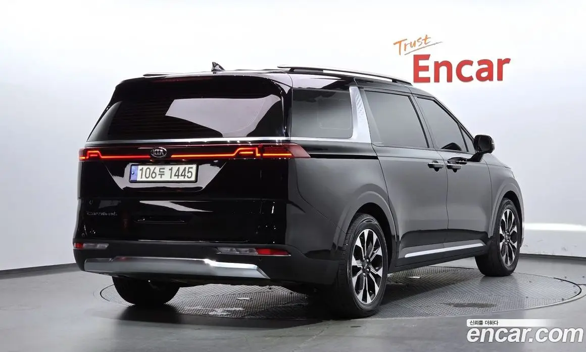 Kia Carnival 2021 2.2 автомат (гидро), фото 2 Kia Carnival 2021 2.2 автомат (гидро), фото 2