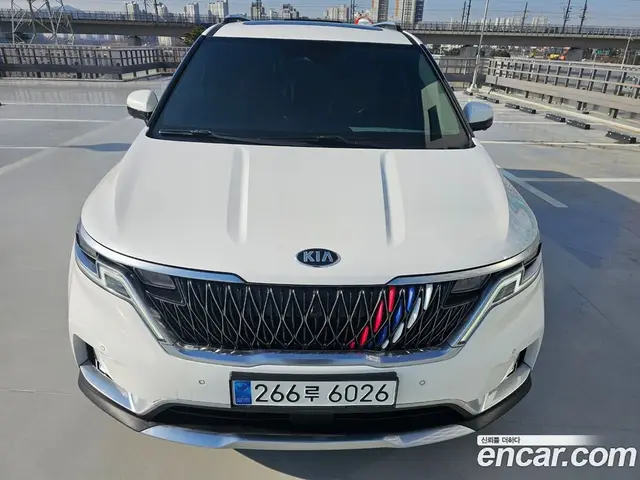 Kia Carnival 2021 2.2 автомат (гидро), миниатюра 2