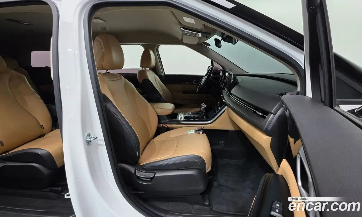 Kia Carnival 2021 2.2 автомат (гидро), фото 10
