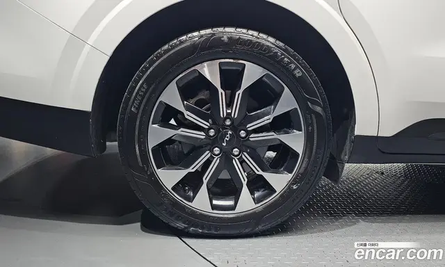 Kia Carnival 2022 2.2 автомат (гидро), миниатюра 5