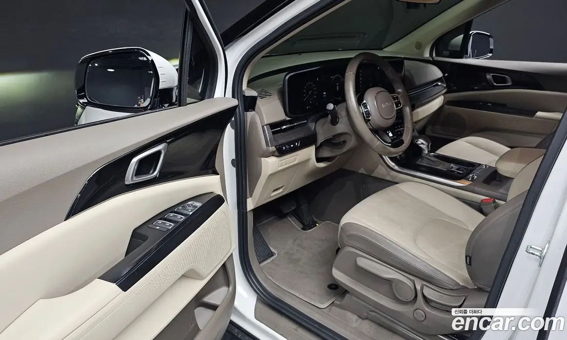 Kia Carnival 2022 2.2 автомат (гидро), фото 10