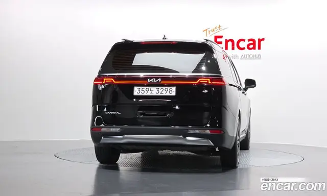 Kia Carnival 2023 2.2 автомат (гидро), миниатюра 4