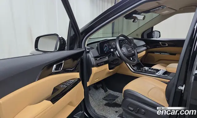Kia Carnival 2023 2.2 автомат (гидро), миниатюра 10