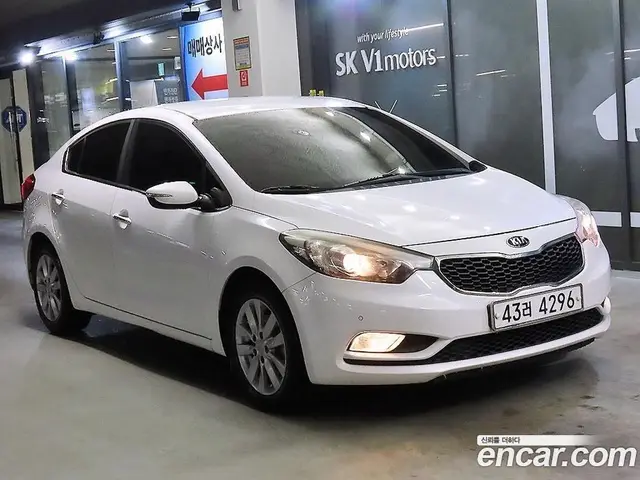 Kia K3 2015 1.6 автомат (гидро), миниатюра 1 Kia K3 2015 1.6 автомат (гидро), миниатюра 1