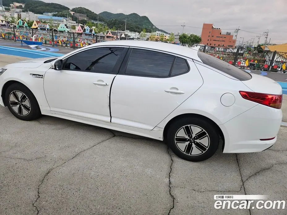 Kia K5 (Optima) 2011 2.0 автомат (гидро), фото 12 Kia K5 (Optima) 2011 2.0 автомат (гидро), фото 12