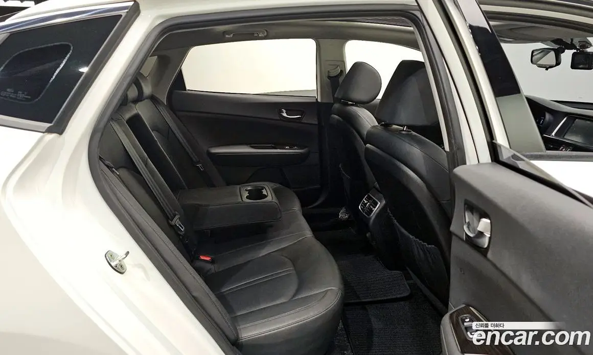 Kia K5 (Optima) 2016 2.0 автомат (гидро), фото 17 Kia K5 (Optima) 2016 2.0 автомат (гидро), фото 17
