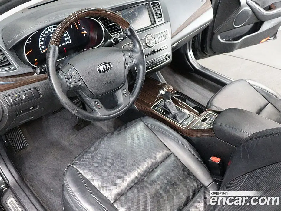 Kia K7 2015 3.0 автомат (гидро), фото 17