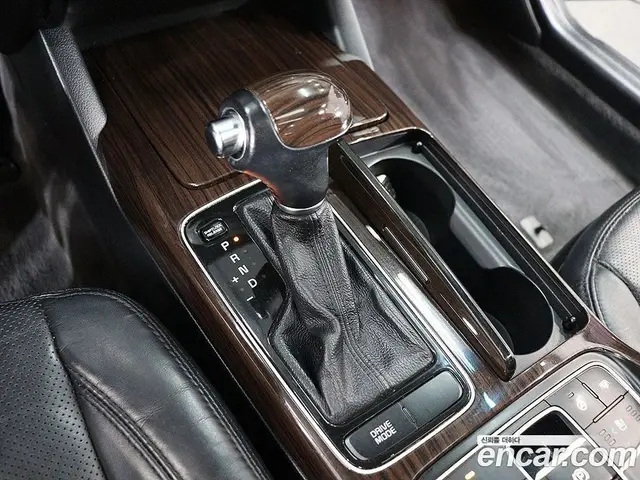 Kia K7 2015 3.0 автомат (гидро), миниатюра 10