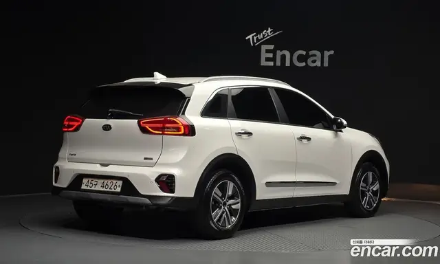 Kia Niro 2019 1.6 автомат (гидро), миниатюра 2