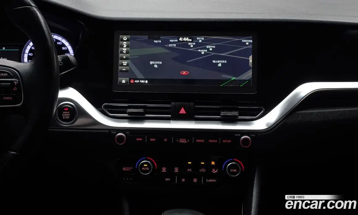 Kia Niro 2019 1.6 автомат (гидро), фото 14