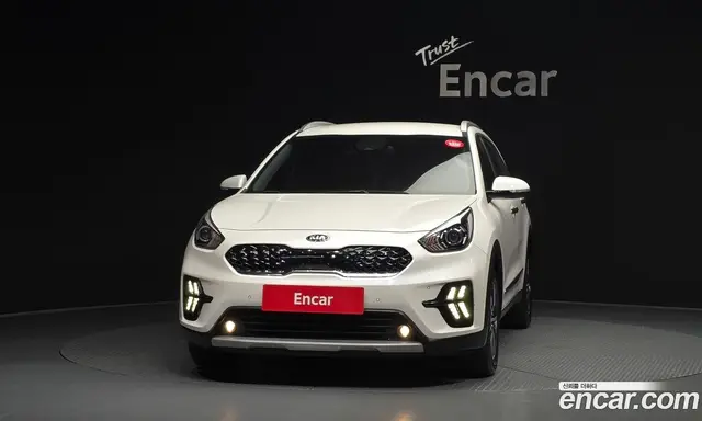 Kia Niro 2019 1.6 автомат (гидро), миниатюра 3
