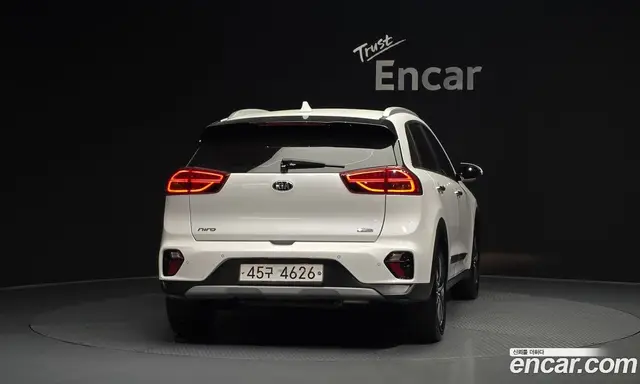 Kia Niro 2019 1.6 автомат (гидро), миниатюра 4