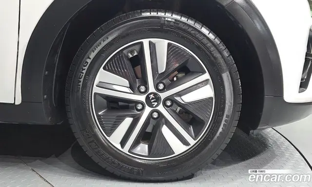Kia Niro 2019 1.6 автомат (гидро), миниатюра 5